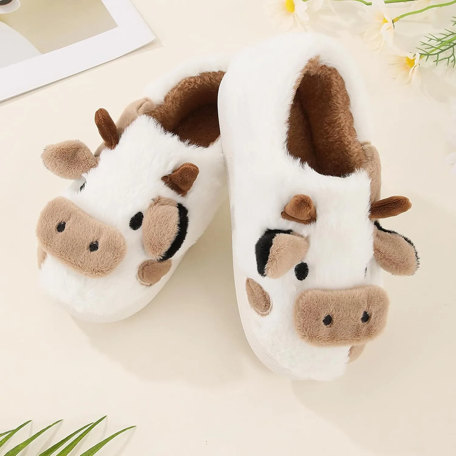 Cow Slippers for Women - Fluffy Animal Slipper for Adults, Cartoon Cute Cow Print Slides, Kawaii Winter Cotton Aesthetic House Shoes for Indoor and Outdoor Wear, Soft Fuzzy and Cozy