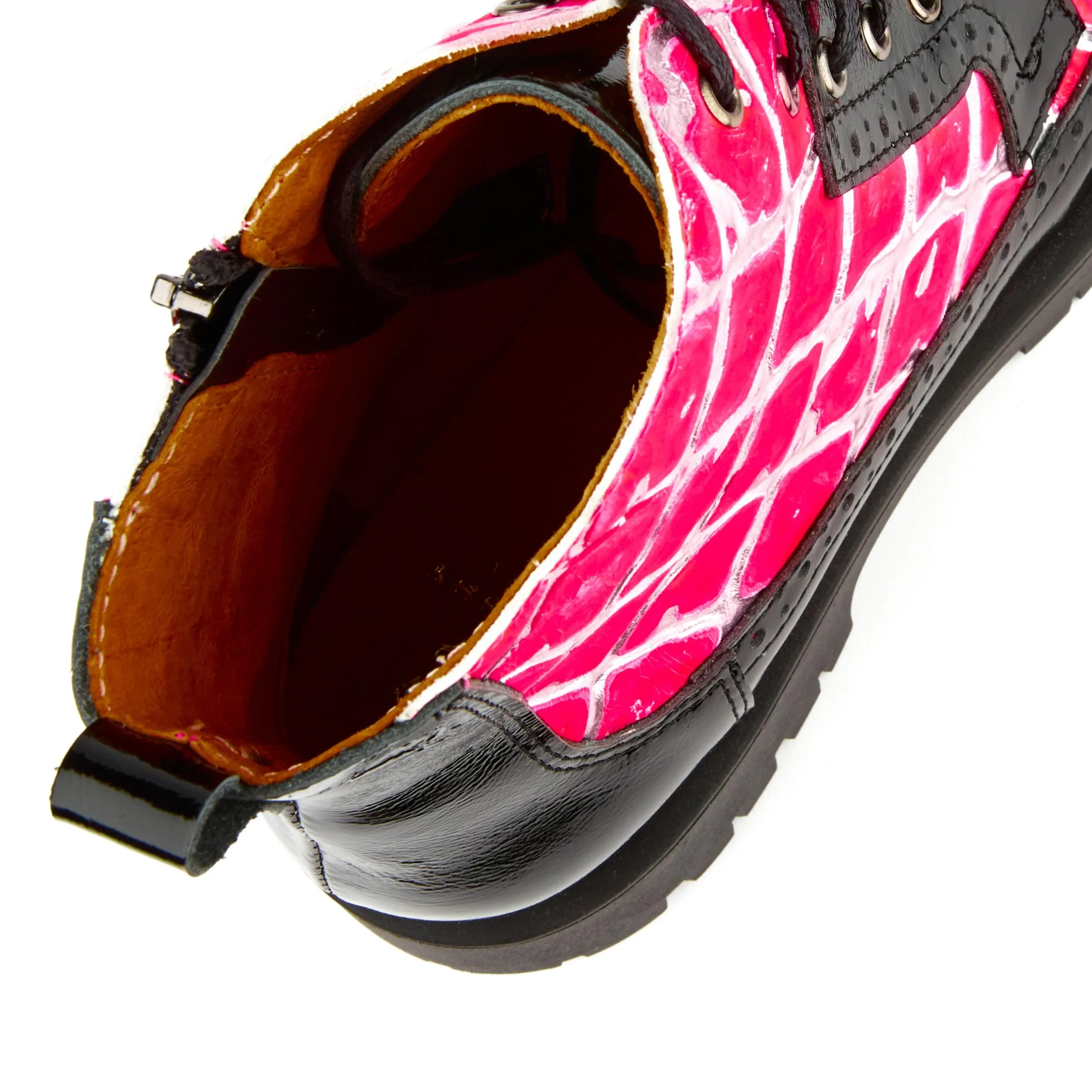 Hatter Platform - Black & Pink