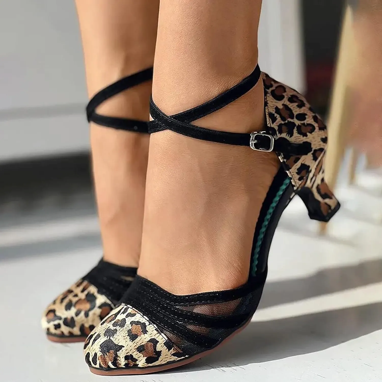 Latin Dance Shoes for Women Glitter Ballroom Shoes Closed Toe Party Shoe Comfortable Wedding Shoe with Ankle Strap