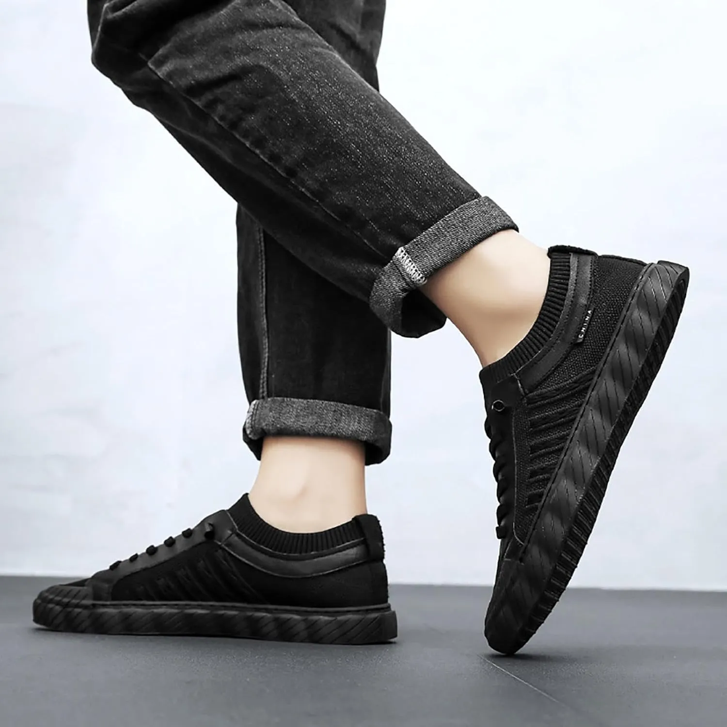 Mesh Shoes Men's Summer New Mesh Hollow Casual Sports Shoes Lightweight Breathable Summer Models Casual Sneaker for Men No