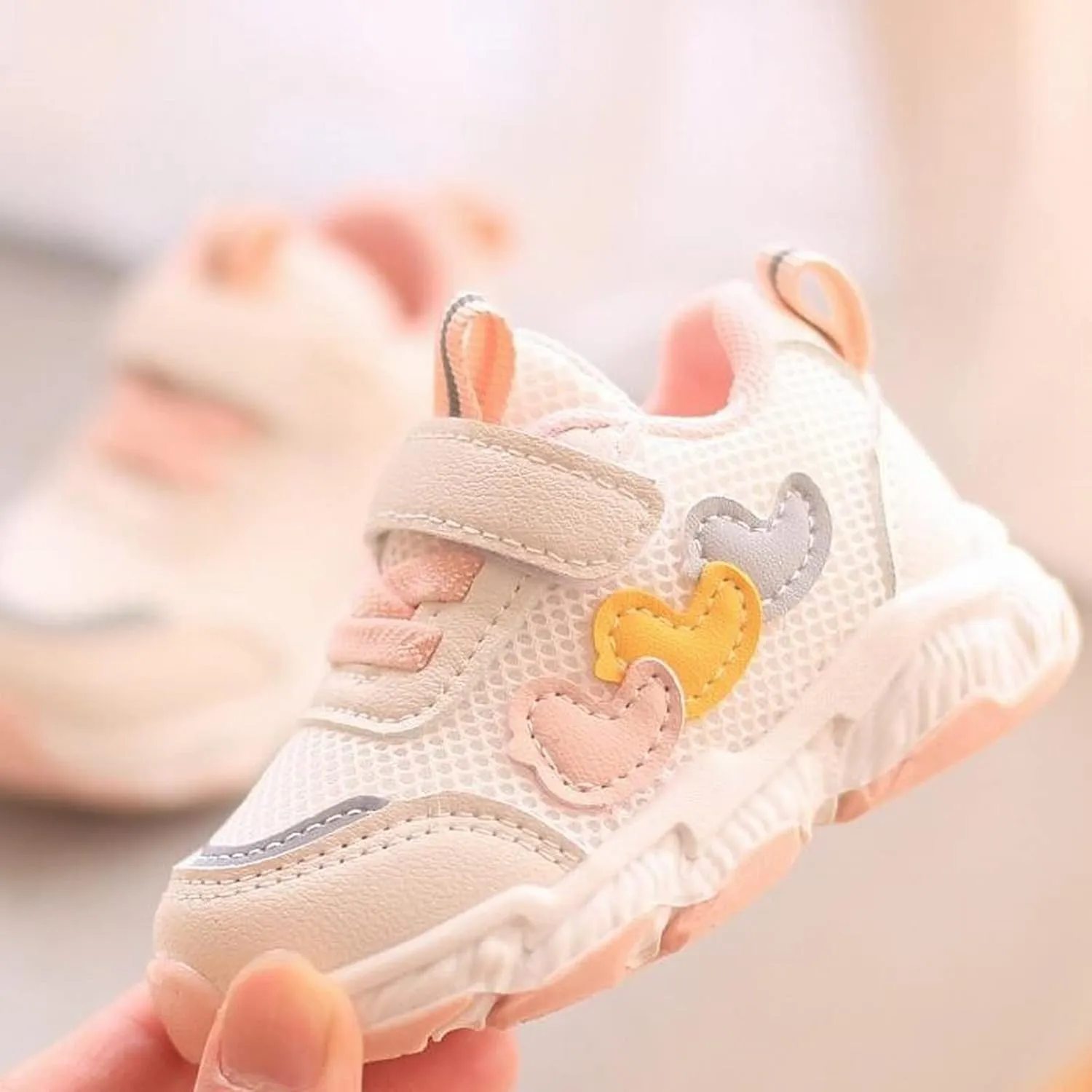 Stylish Boys Sneakers Kids Sports Mesh Footwear Unisex Cartoon Heart Design Perfect for Toddlers 3 to 18 Months