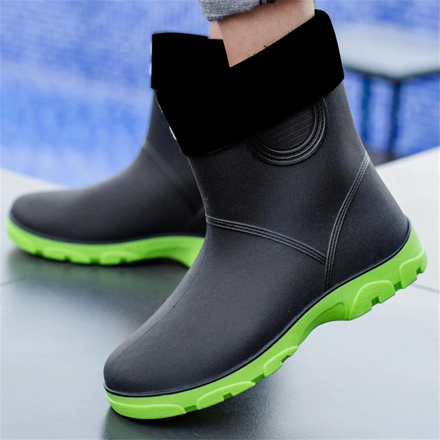 Waterproof Non-Slip Rain Boots for Outdoor Trendy Rain Boots for Women and Men with Anti-Slip Sole